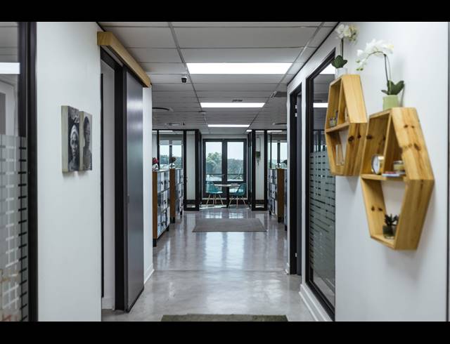5,571M² OFFICE TO LET IN HYDE PARK